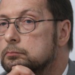 Алексей Арбатов: Борьбу с международным терроризмом нельзя связывать с выполнением демократических норм