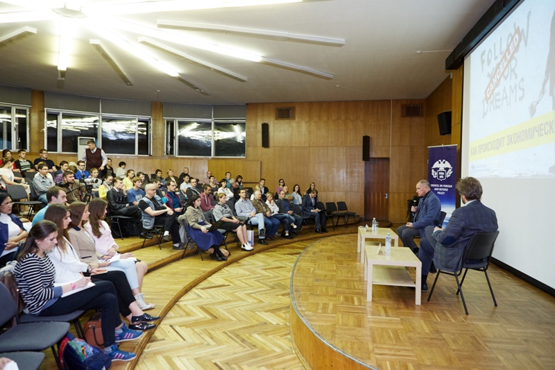 2015-09-16-СВОП-Аузан-036