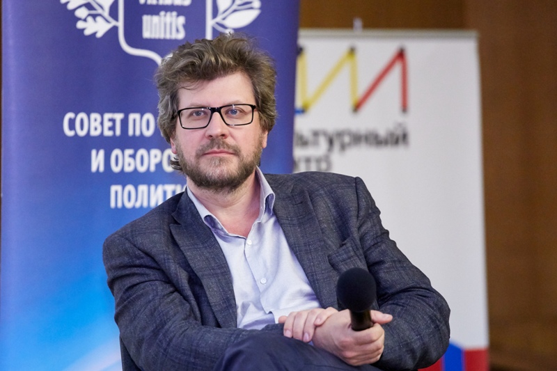2015-09-16-СВОП-Аузан-104