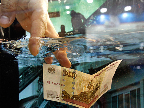 Грубой ошибкой ЦБ стал переход к свободному плаванию курса рубля